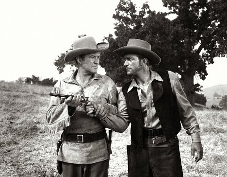Dennis Morgan, Richard Denning - The Gun That Won the West - Filmfotók