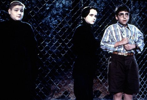 Jimmy Workman, Christina Ricci, David Krumholtz - Addams Family Values - Photos