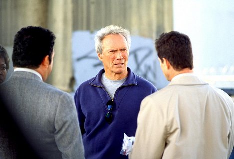 Clint Eastwood - Krvavá stopa - Z filmu
