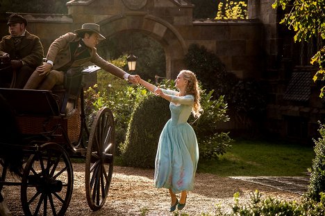 Ben Chaplin, Lily James - Cinderella - Filmfotos