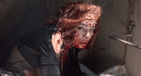 Melinda Clarke - Návrat živé smrti 3 - Z filmu