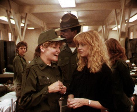 Eileen Brennan, Hal Williams, Goldie Hawn - Private Benjamin - Photos