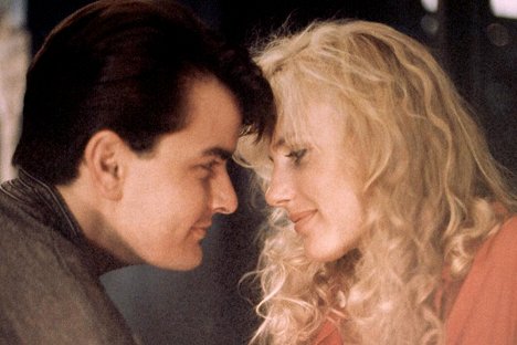 Charlie Sheen, Daryl Hannah - Wall Street - Photos