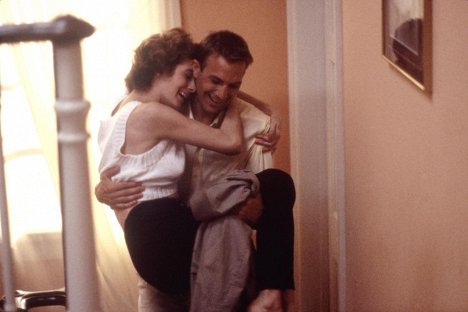 Sean Young, Kevin Costner - No Way Out - Z filmu