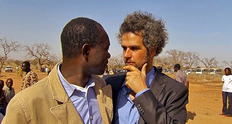 Diébédo Francis Kéré, Christoph Schlingensief - Knistern der Zeit - Christoph Schlingensief und sein Operndorf in Burkina Faso - Film