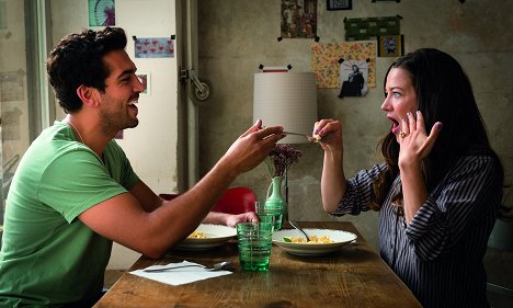 Elyas M'Barek, Hannah Herzsprung - Traumfrauen - Photos