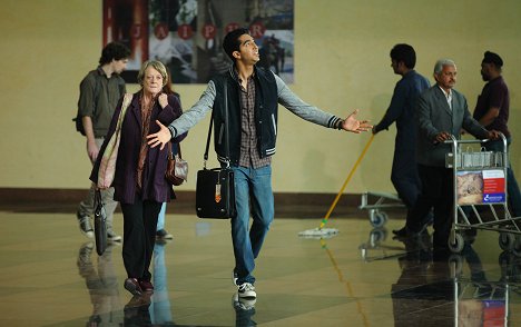 Maggie Smith, Dev Patel - The Second Best Exotic Marigold Hotel - Photos
