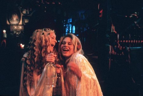 Sheri Moon Zombie, Karen Black - Dům tisíce mrtvol - Z filmu