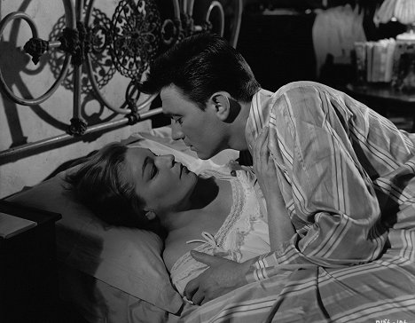 Simone Signoret, Laurence Harvey - Um Lugar na Alta Roda - Do filme