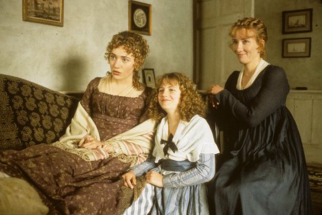 Kate Winslet, Emilie François, Emma Thompson - Rozum a cit - Z filmu