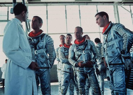 Scott Glenn, Charles Frank, Fred Ward, Ed Harris, Dennis Quaid - Pierwszy krok w kosmos - Z filmu