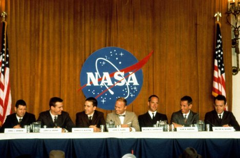 Fred Ward, Dennis Quaid, Scott Paulin, Ed Harris, Charles Frank, Scott Glenn, Lance Henriksen - Pierwszy krok w kosmos - Z filmu