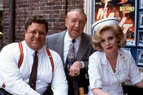 John Goodman, Jesse White, Cathy Moriarty - Panic sur Florida Beach - Promo