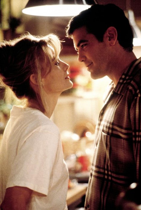 Michelle Pfeiffer, George Clooney - One Fine Day - Photos