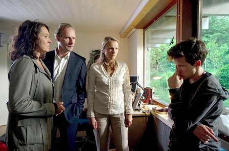 Ulrike Folkerts, Wolfram Koch, Ilona Christina Schulz, Joel Basman - Tatort - Freunde bis in den Tod - De la película