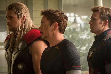 Chris Hemsworth, Robert Downey Jr., Chris Evans - Avengers : L'ère d'Ultron - Film