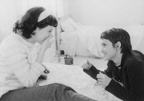 Brittany Murphy, Winona Ryder - Girl, Interrupted - Photos