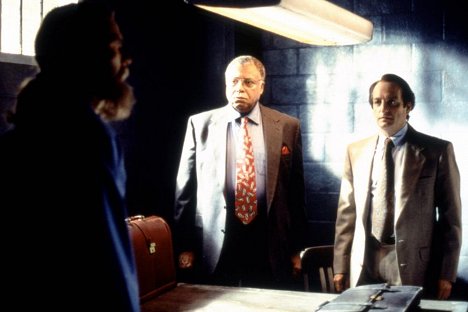 James Earl Jones, David Paymer - Gang Related - Van film