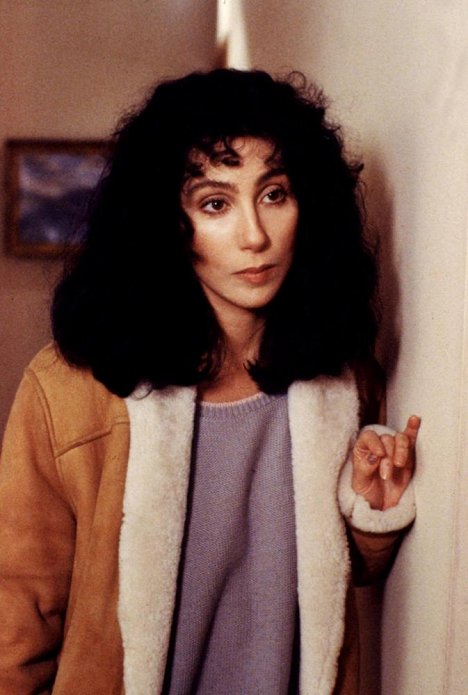 Cher - Suspect - Z filmu