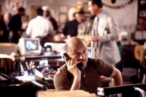 Hector Elizondo - Turbulence - Van film