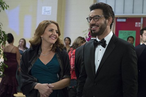 Annie Mumolo, Al Madrigal - About a Boy - About a Prostitute - Z filmu