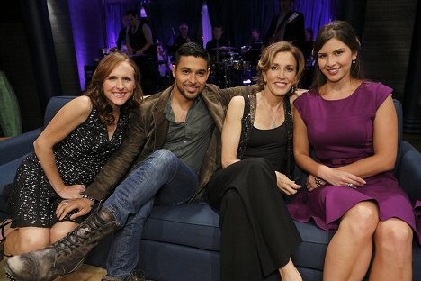 Molly Shannon, Wilmer Valderrama, Felicity Huffman - Hollywood Game Night - Tournage