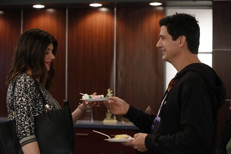 Casey Wilson, Ken Marino - Marry Me - Dead Me - De la película