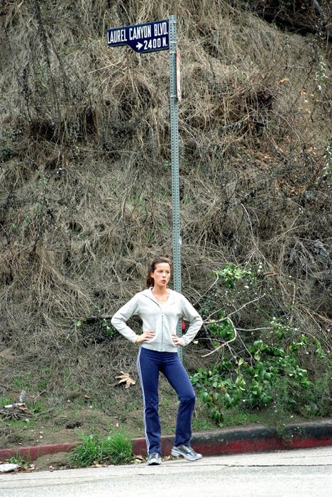 Kate Beckinsale - Laurel Canyon - Photos
