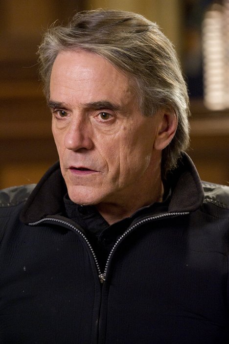 Jeremy Irons - Law & Order: Special Victims Unit - Mask - Photos