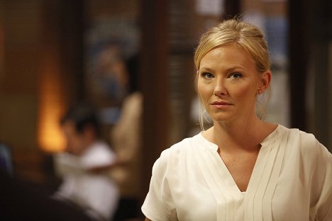 Kelli Giddish - Law & Order: Special Victims Unit - Scorched Earth - Photos