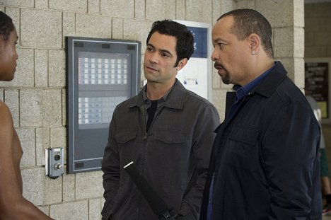 Danny Pino, Ice-T - Law & Order: Special Victims Unit - Personal Fouls - Photos