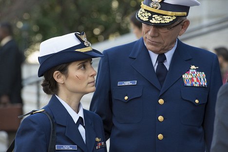 Shiri Appleby - Law & Order: Special Victims Unit - Military Justice - Photos