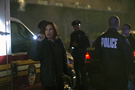 Mariska Hargitay - Law & Order: Special Victims Unit - Noah - Filmfotos