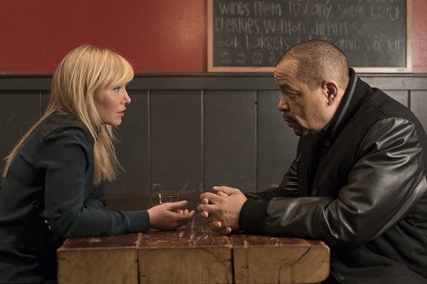Kelli Giddish, Ice-T - Law & Order: Special Victims Unit - Forgiving Rollins - Photos