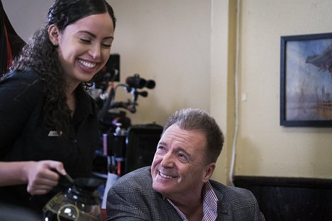 Armand Assante - Lei e ordem: Special Victims Unit - Padre Sandunguero - De filmagens