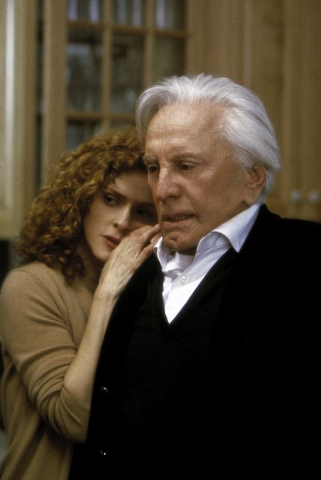 Bernadette Peters, Kirk Douglas - Es bleibt in der Familie - Filmfotos