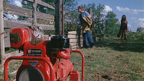 William Vail, Teri McMinn - Texas Chain Saw Massacre - Kuvat elokuvasta