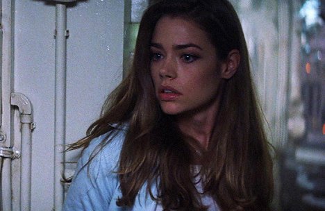 Denise Richards - James Bond 007 - Die Welt ist nicht genug - Filmfotos