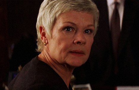 Judi Dench - A világ nem elég - Filmfotók