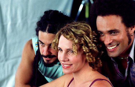 Roberto Sanmartín, Yailene Sierra, Alberto Yoel - Habana Blues - Z filmu
