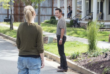 Andrew Lincoln - The Walking Dead - Remember - Photos