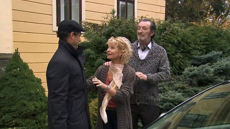 David Bowles, Vilma Cibulková, Bolek Polívka - Znamení koně - Dozrál čas - Z filmu