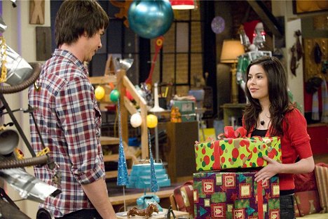 Jerry Trainor, Miranda Cosgrove - iCarly - Photos