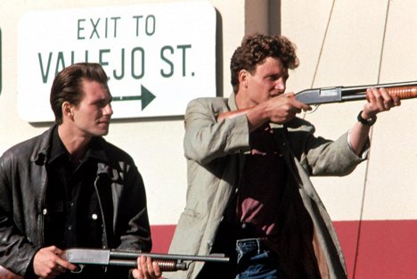 Christian Slater, Tony Goldwyn - Kuffs - Z filmu