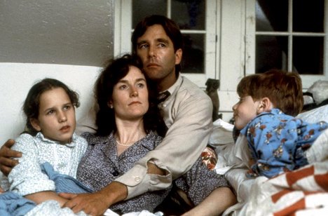 Jennifer Dundas, Lisa Banes, Beau Bridges, Seth Green - El hotel New Hampshire - De la película