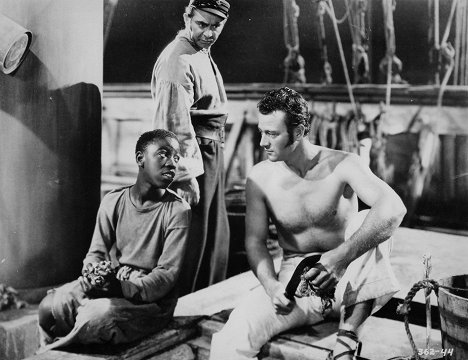 Paul White, Maurice Black, John Wayne - Adventure's End - Film