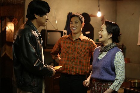 Kang-ho Song, Siwan, Yeong-ae Kim - Byeonhoin - Filmfotók