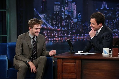Robert Pattinson, Jimmy Fallon - Late Night with Jimmy Fallon - Van film