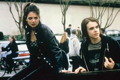 Katie Holmes, Nick Stahl - Disturbing Behavior - Photos