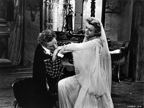 Danny Kaye, Angela Lansbury - The Court Jester - Photos